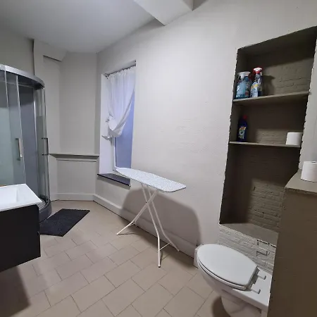 Chaleureux Bel Espace - Confort Et Harmonie